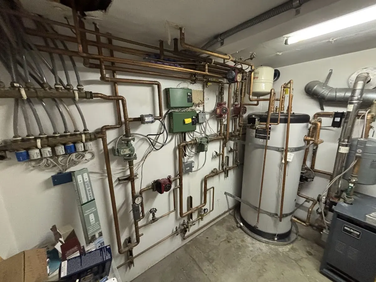 Plumbing services in Watergate, FL